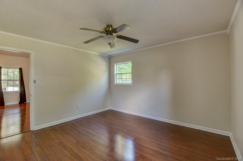 401 Howard Gap Road Fletcher, NC 28732 - Photo 15 of 35 Gallery Image 15