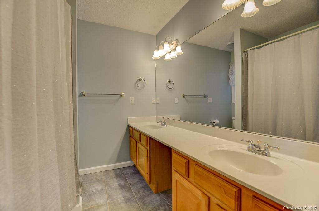 401 Howard Gap Road Fletcher, NC 28732 - Photo 17 of 35 Gallery Image 17