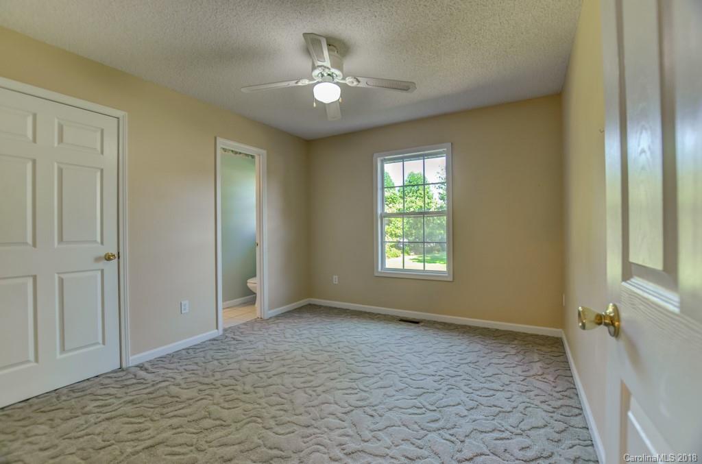 401 Howard Gap Road Fletcher, NC 28732 - Photo 19 of 35 Gallery Image 19