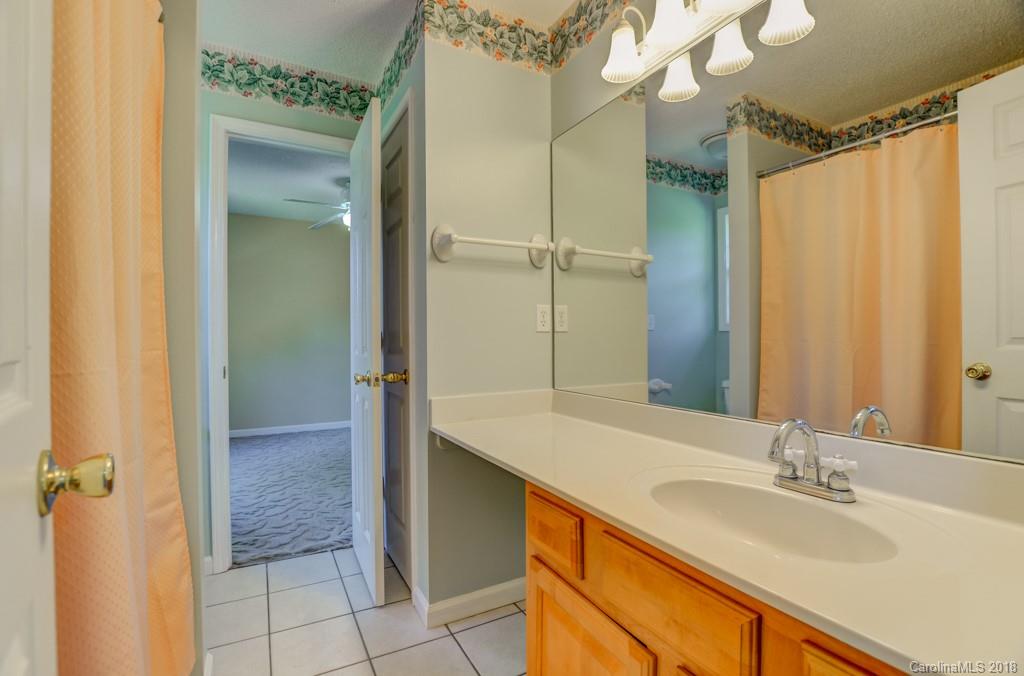 401 Howard Gap Road Fletcher, NC 28732 - Photo 20 of 35 Gallery Image 20