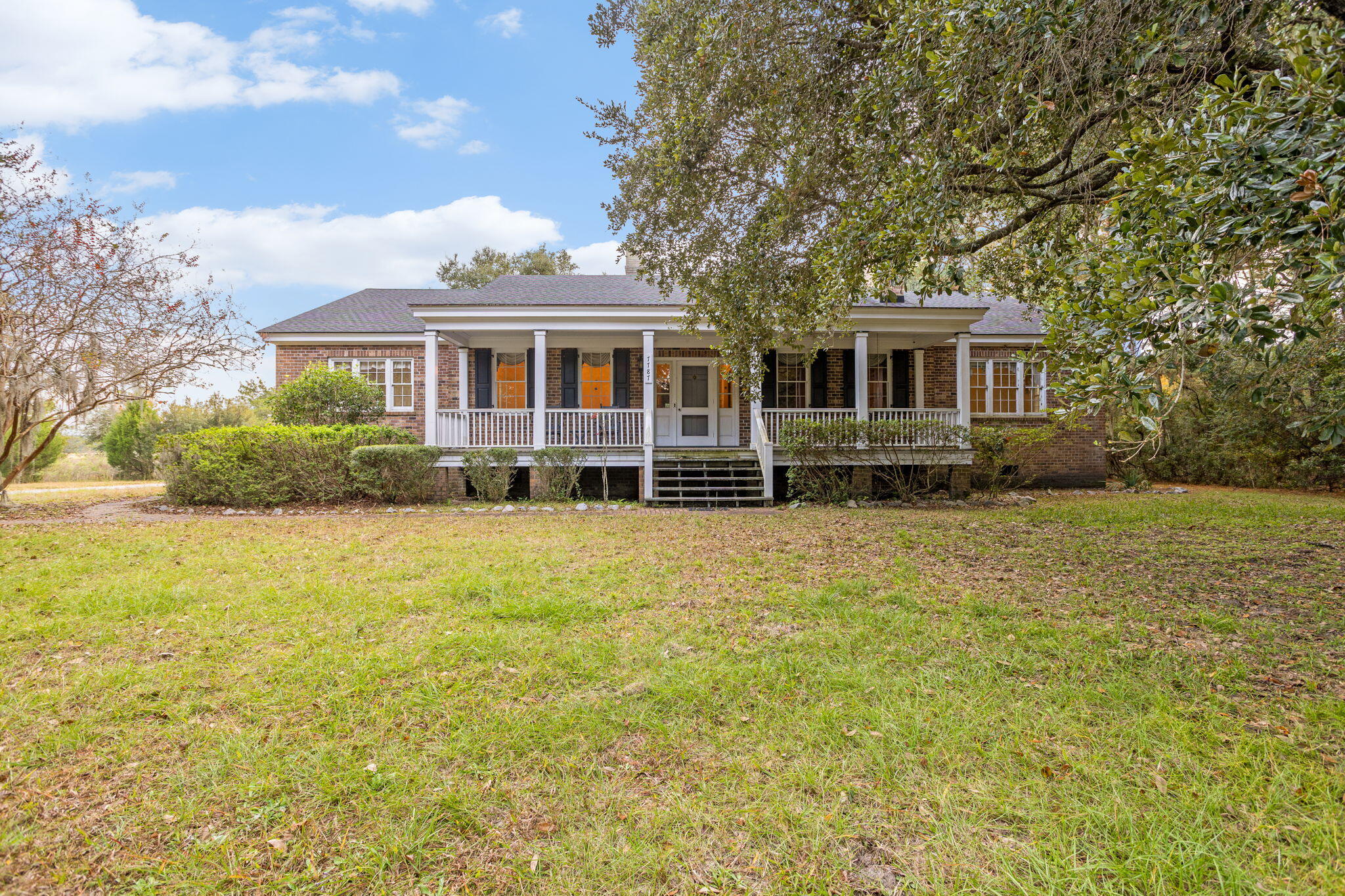 7787 Seafield Road Meggett, SC 29449 - Photo 4 of 57 Front of Home