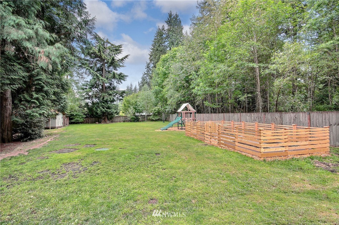4706 224th Street Southeast Bothell, WA 98021 - Photo 33 of 38 a view of a park