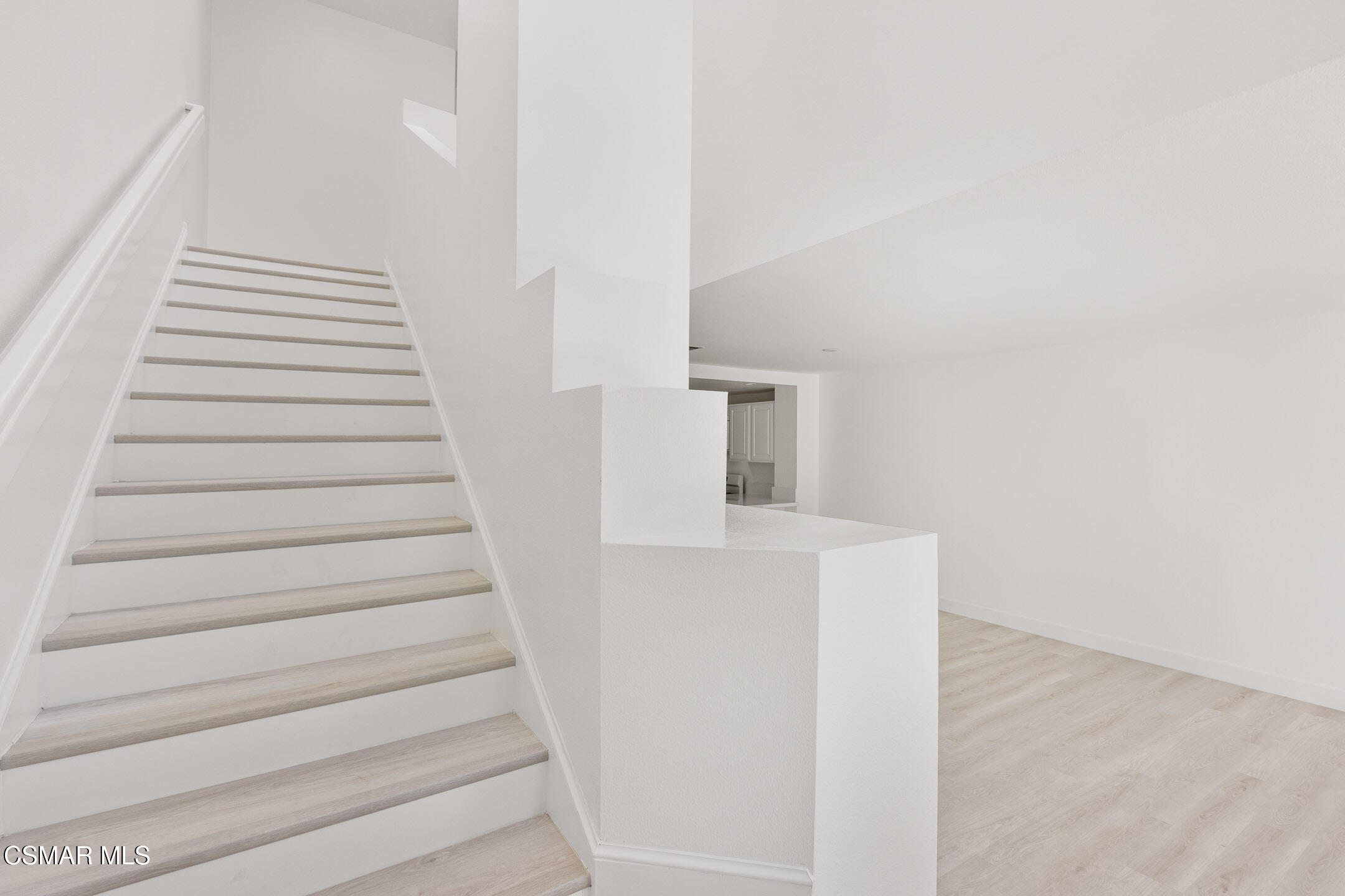 4240 Lost Hills Road, Unit 802 Calabasas, CA 91301 - Photo 15 of 46 LOSTHILLSWEB-22