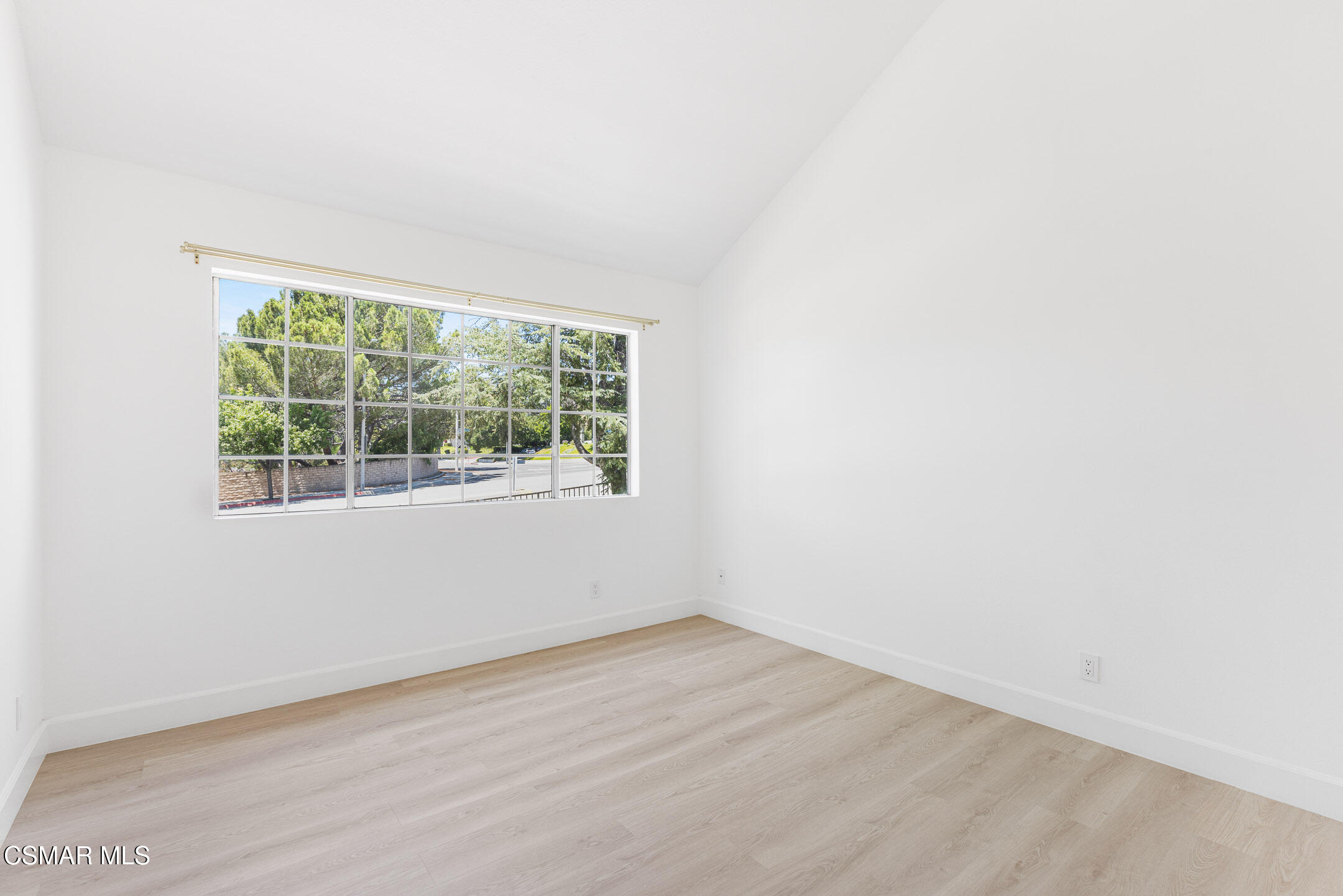 4240 Lost Hills Road, Unit 802 Calabasas, CA 91301 - Photo 21 of 46 LOSTHILLSWEB-4