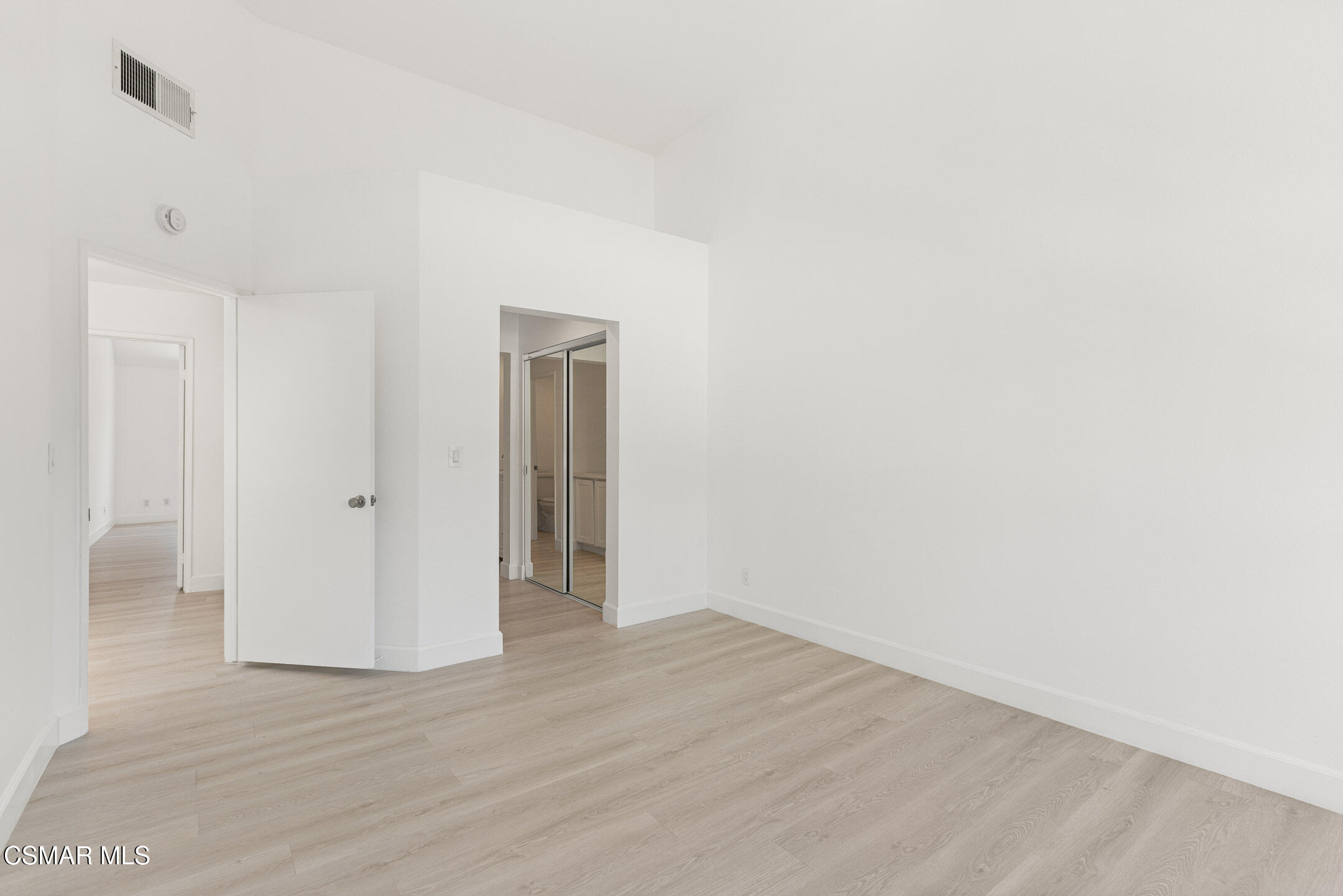 4240 Lost Hills Road, Unit 802 Calabasas, CA 91301 - Photo 22 of 46 LOSTHILLSWEB-2