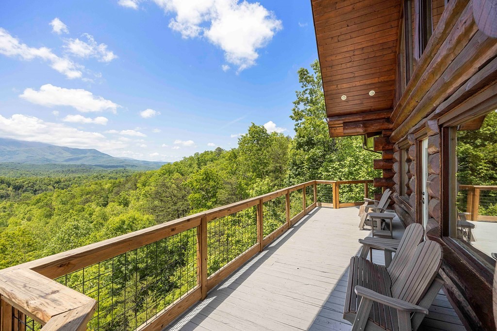 419 Pinnacle Vista Road Sevierville, TN 37876 - Photo 15 of 53 Gallery Image 15