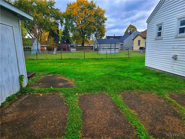 $1,300 | 194 Cass Avenue, Cheektowaga, NY 14206