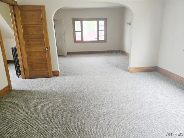 $1,300 | 194 Cass Avenue, Cheektowaga, NY 14206