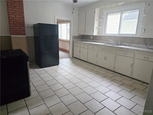 $1,300 | 194 Cass Avenue, Cheektowaga, NY 14206