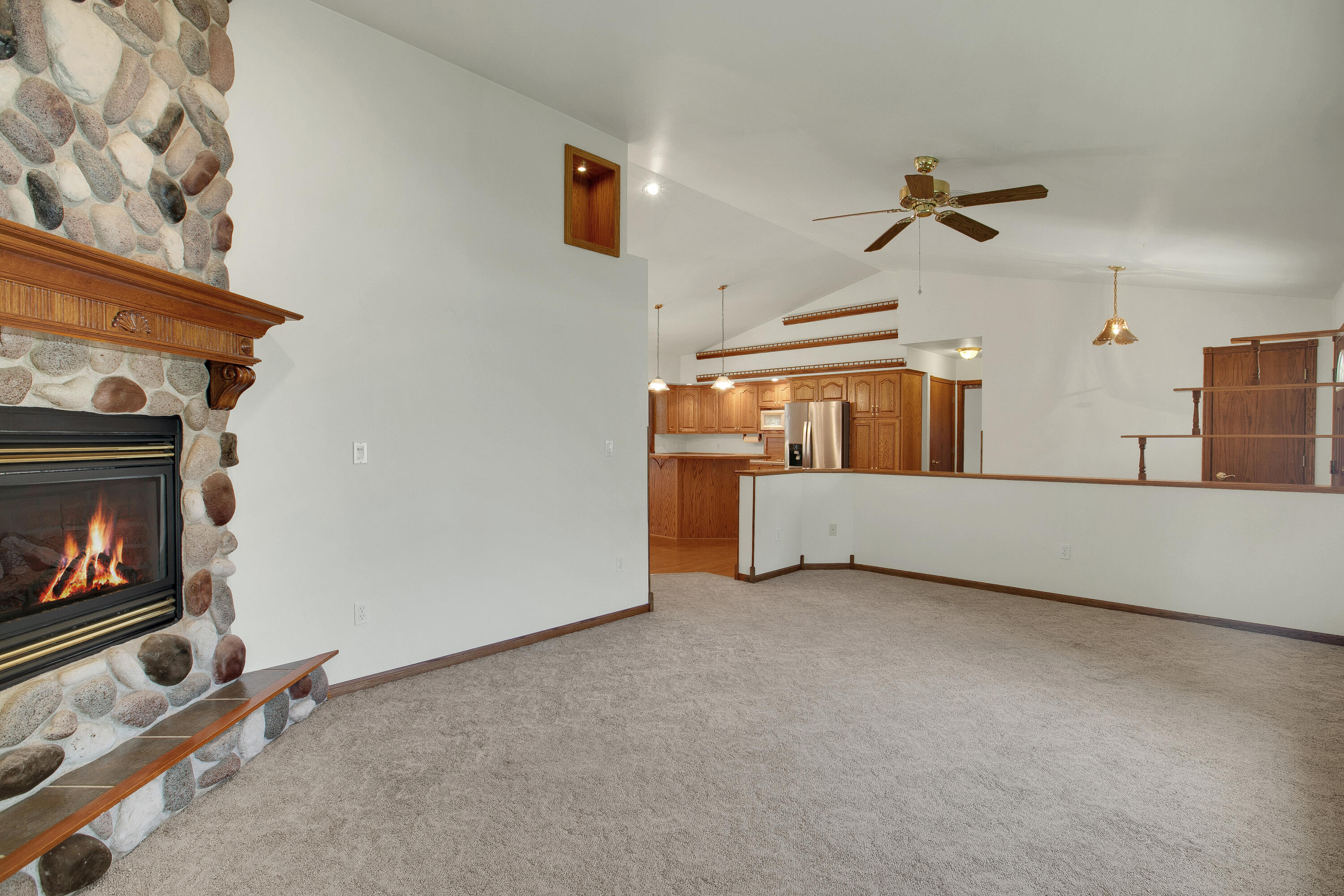 12120 Marken Road Meeme, WI 53042 - Photo 10 of 40 Living room