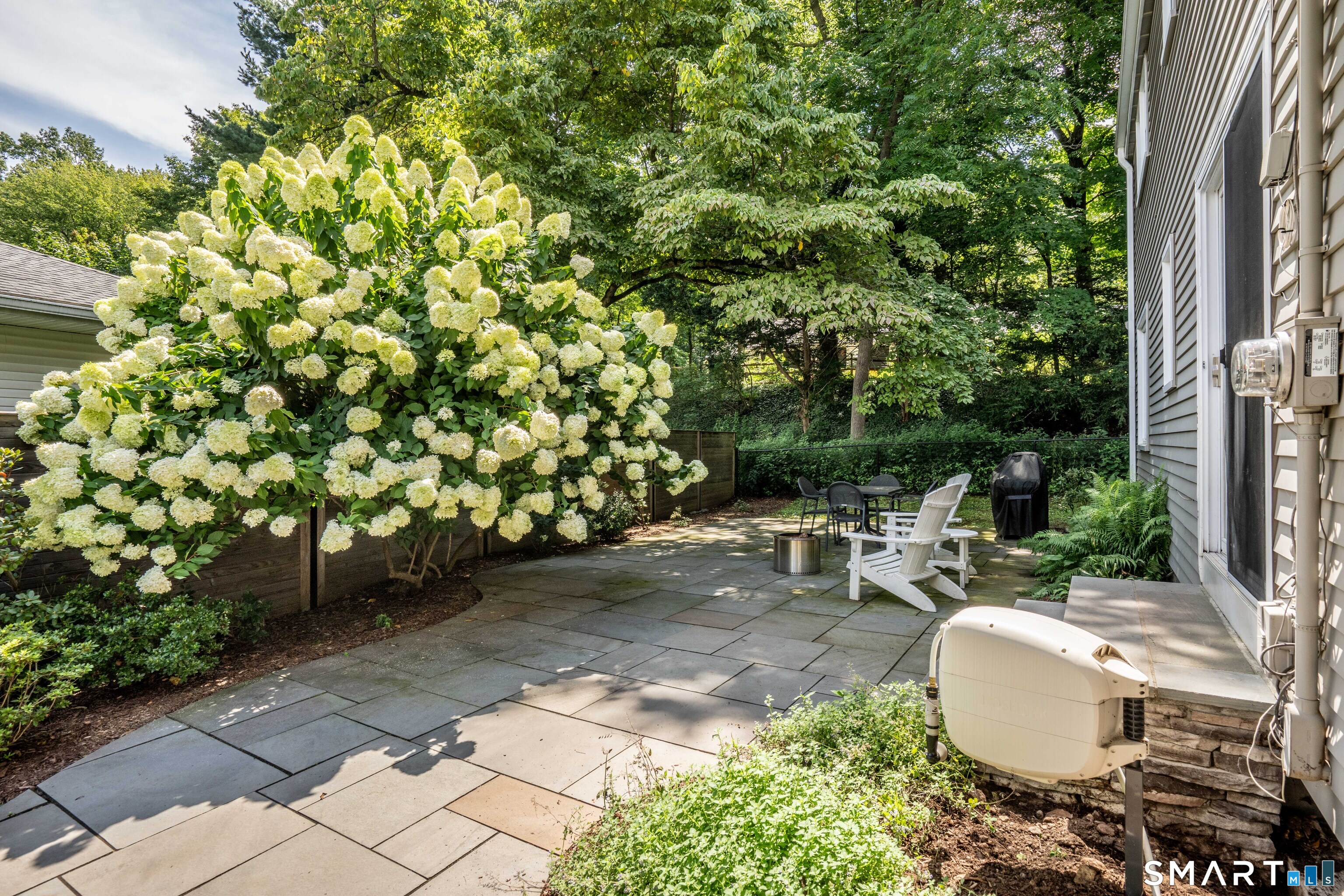 342 Mountain Road West Hartford, CT 06107 - Photo 35 of 40 Gallery Image 35