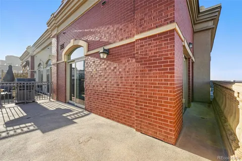 a view of outdoor space building and entryway
