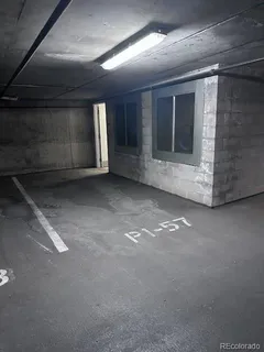 a view of empty room with window