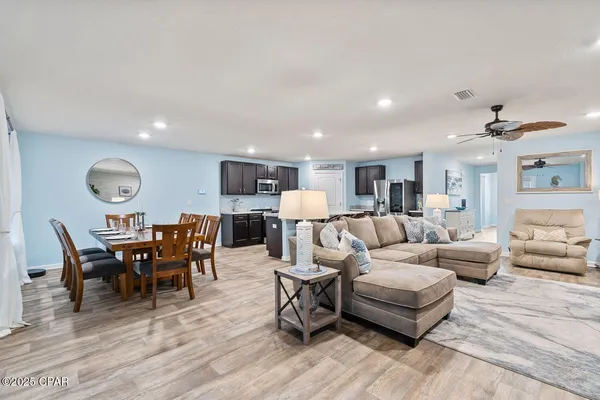 $2,600 | 149 Merrion Road, Southport, FL 32409