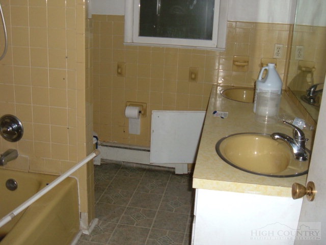 103 Ridge Road Boone, NC 28607 - Photo 3 of 24 Gallery Image 3