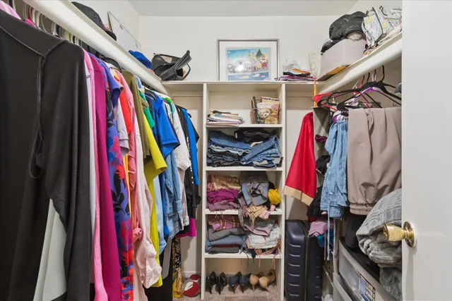 $419,000 | 3896 Gate Drive, Troy, MI 48083