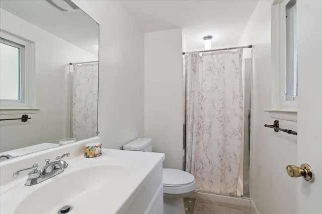 $419,000 | 3896 Gate Drive, Troy, MI 48083