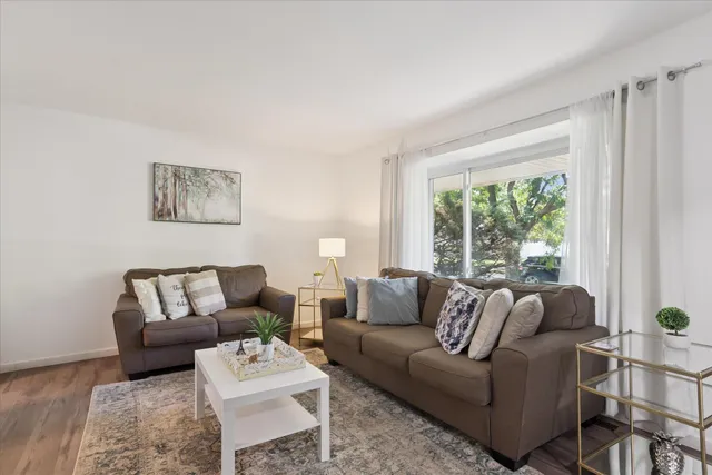 $419,000 | 3896 Gate Drive, Troy, MI 48083