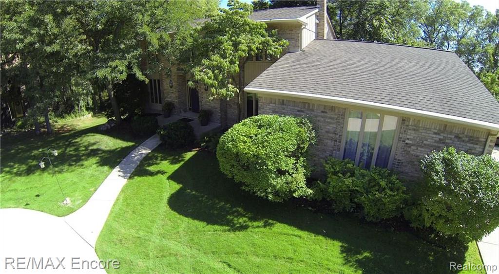 1844 Bromley Lane Rochester Hills, MI 48306 - Photo 5 of 24