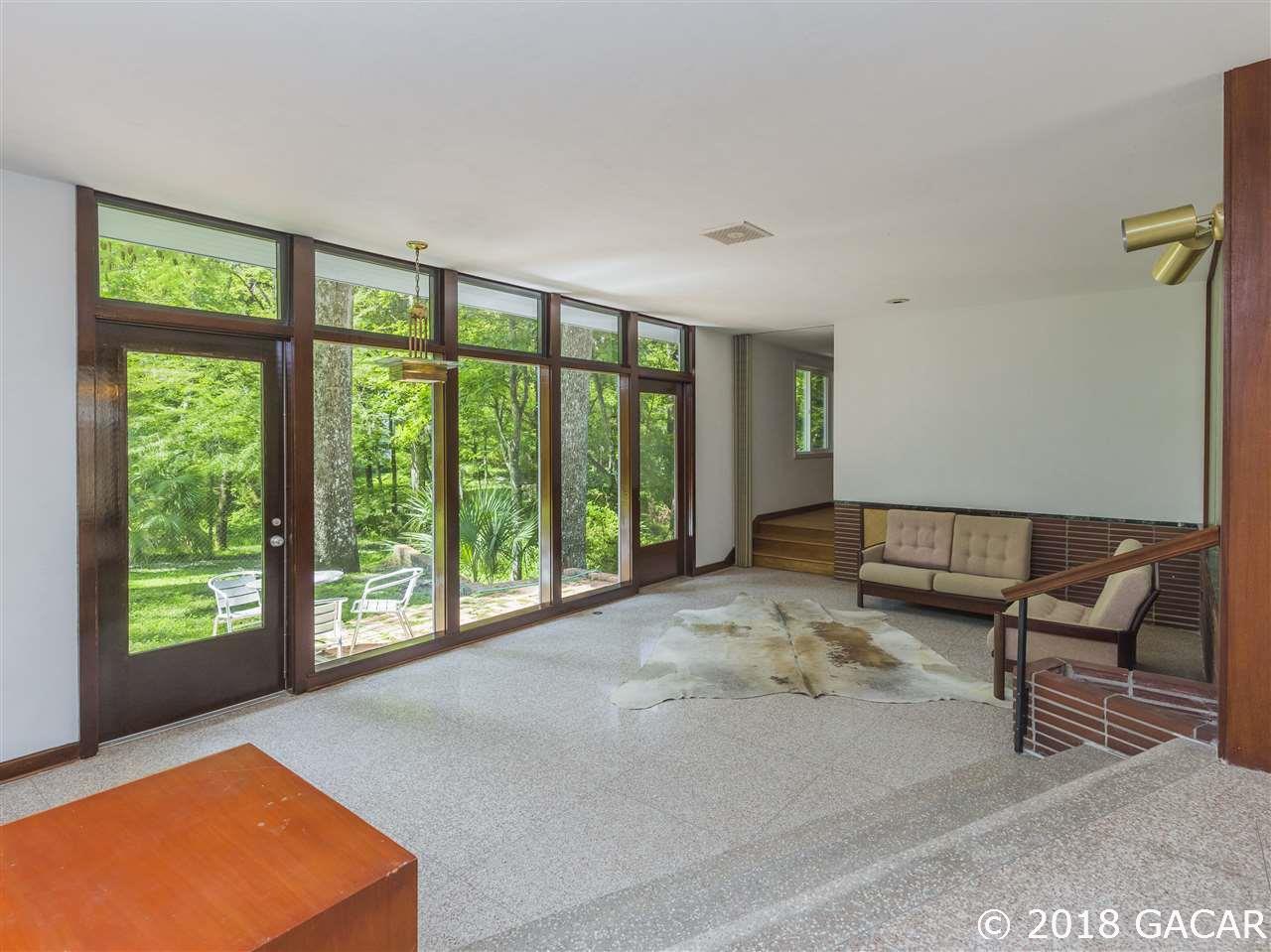 2021 Northwest 11th Road Gainesville, FL 32605 - Photo 2 of 18 Gallery Image 2