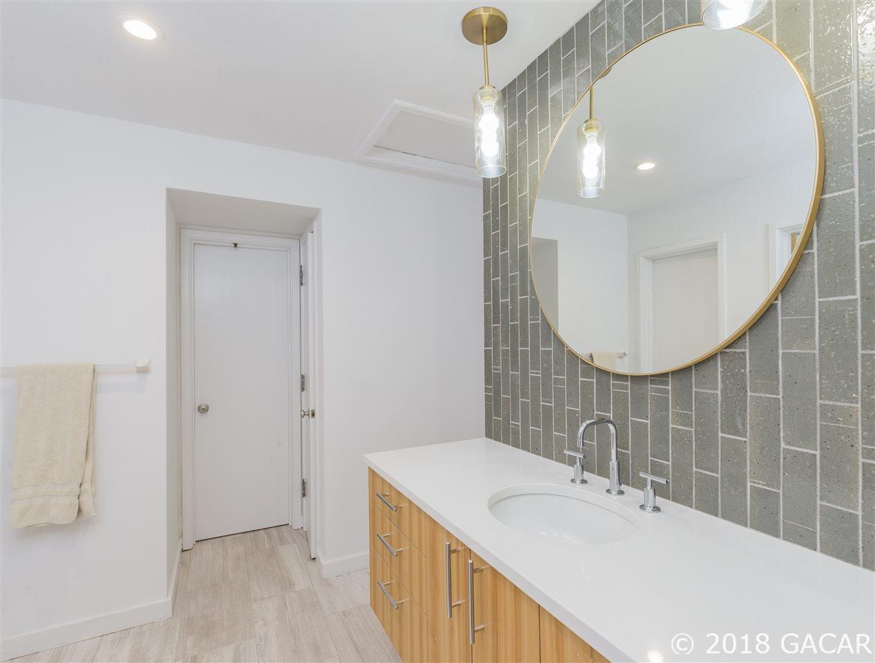 2021 Northwest 11th Road Gainesville, FL 32605 - Photo 13 of 18 Gallery Image 13