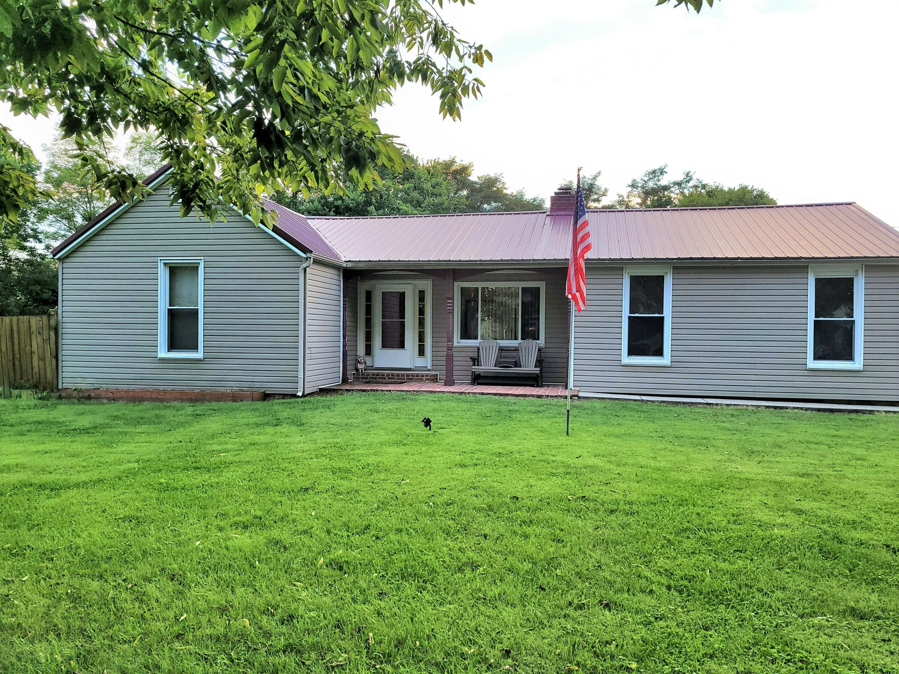 20353 Island Road Circleville, OH 43113 - Photo 1 of 19 1