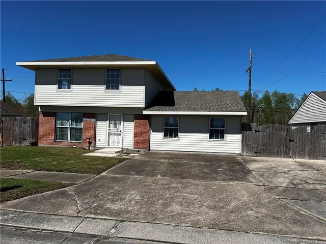 $185,000 | 508 Ruth Drive, Avondale, LA 70094