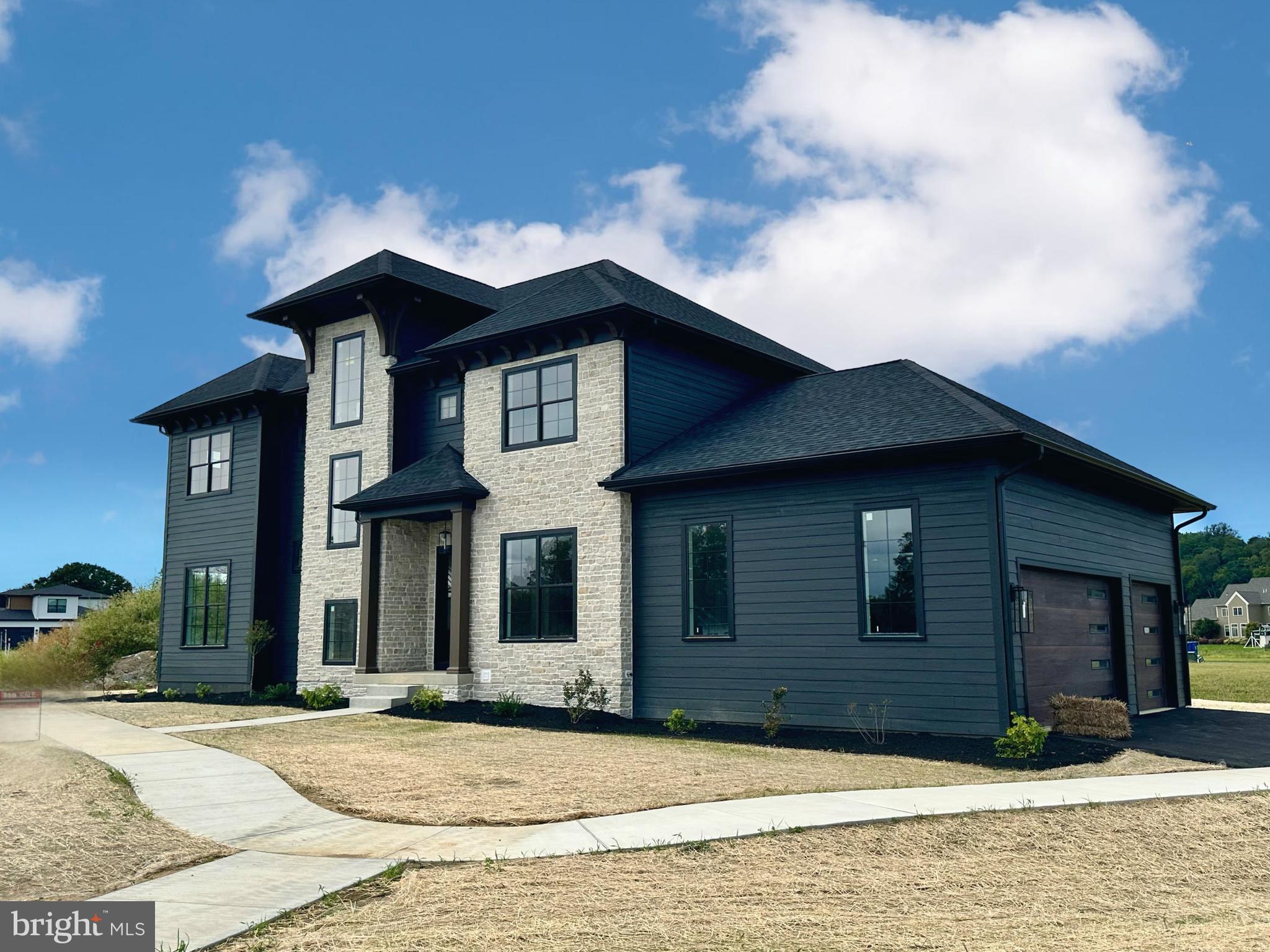 539 Sierra Lane Lancaster, PA 17601 - Photo 25 of 33 a house with a outdoor space