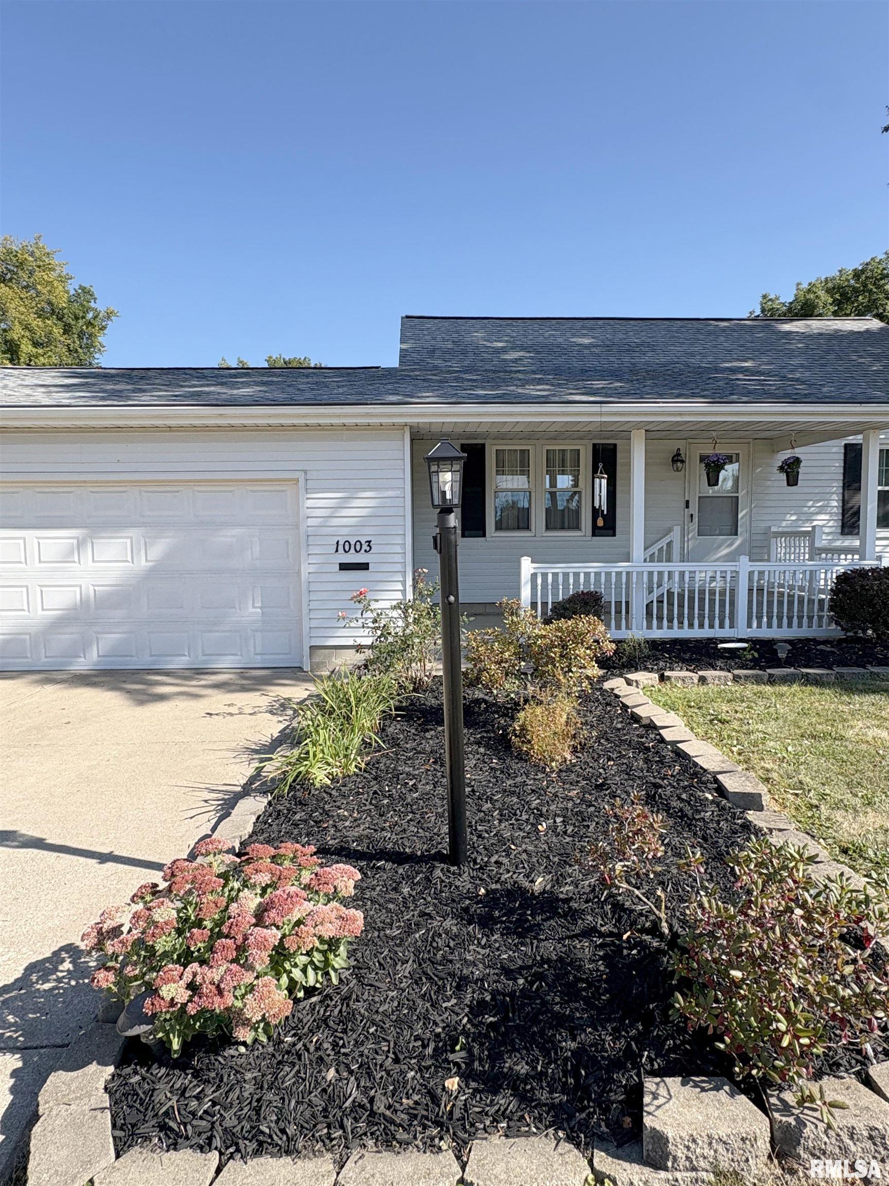 1003 Walnut Street Washington, IL 61571 - Photo 2 of 55 Gallery Image 2