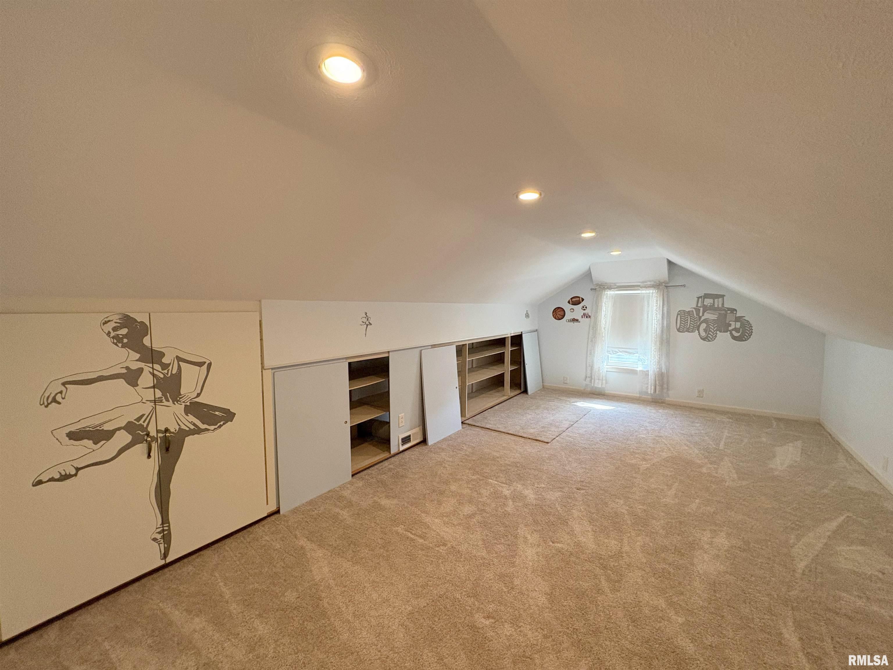 1003 Walnut Street Washington, IL 61571 - Photo 26 of 55 Gallery Image 26