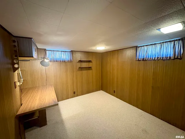 $185,000 | 1003 Walnut Street, Washington, IL 61571