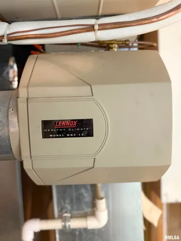 $185,000 | 1003 Walnut Street, Washington, IL 61571