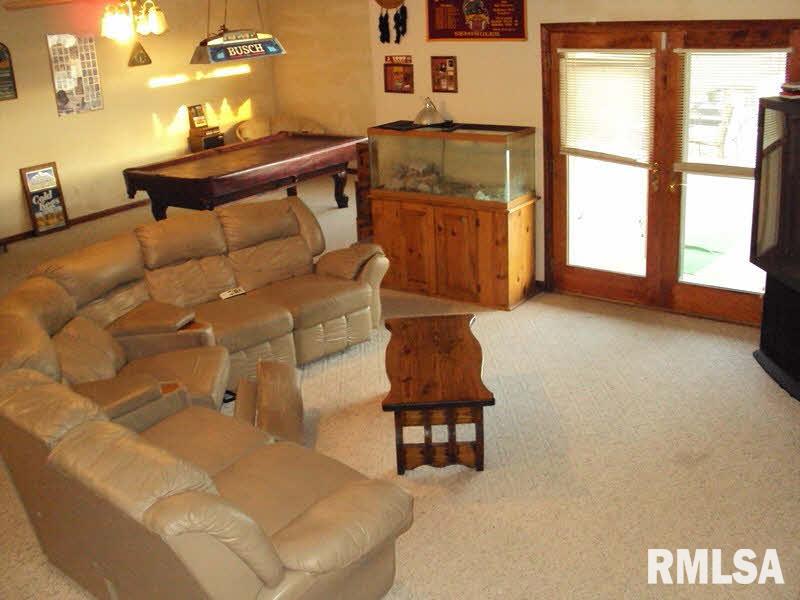 1412 Sycamore Road Carterville, IL 62918 - Photo 5 of 19 Gallery Image 5