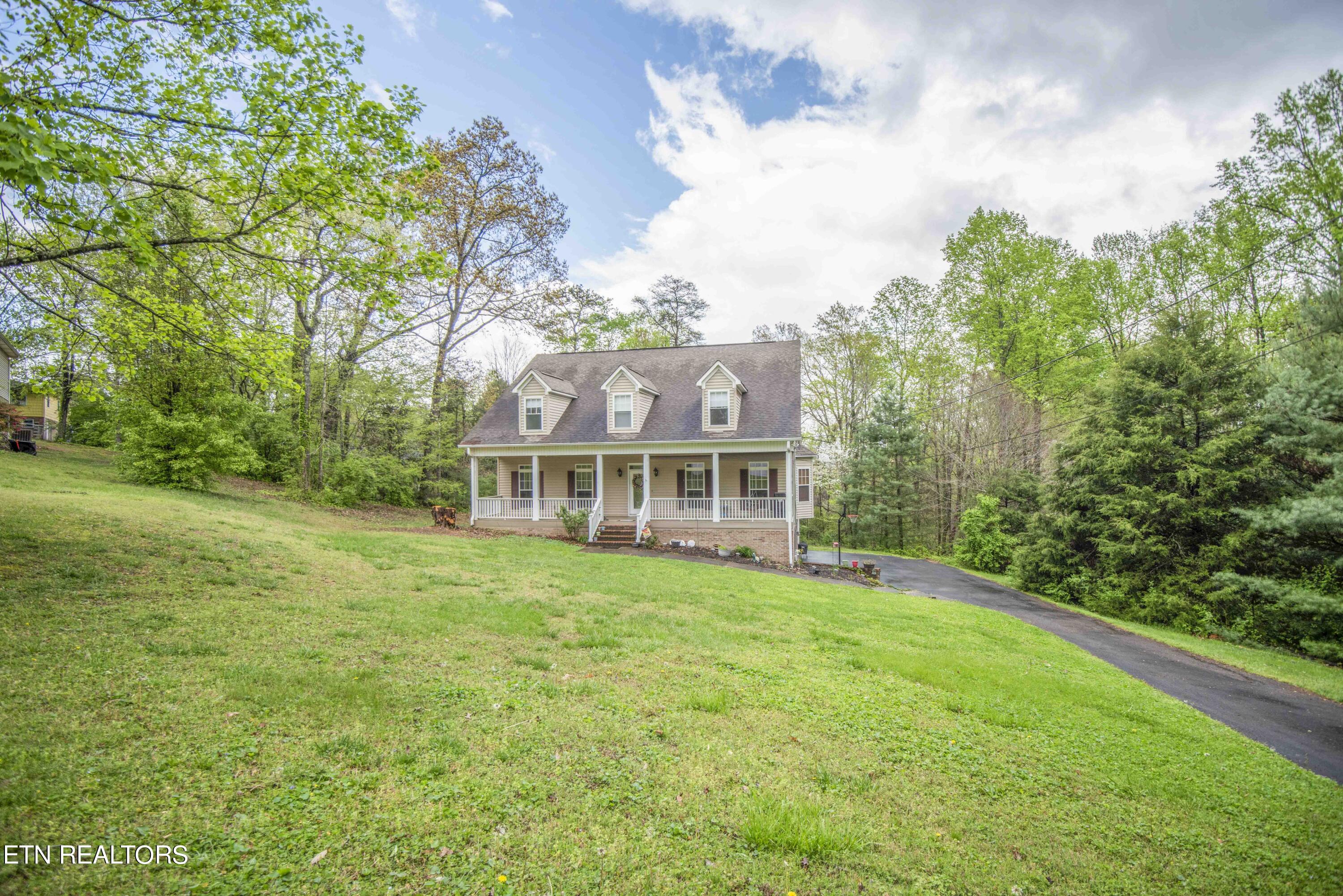 117 Redwood Road Clinton, TN 37716 - Photo 5 of 60 117 Redwood Rd. 2