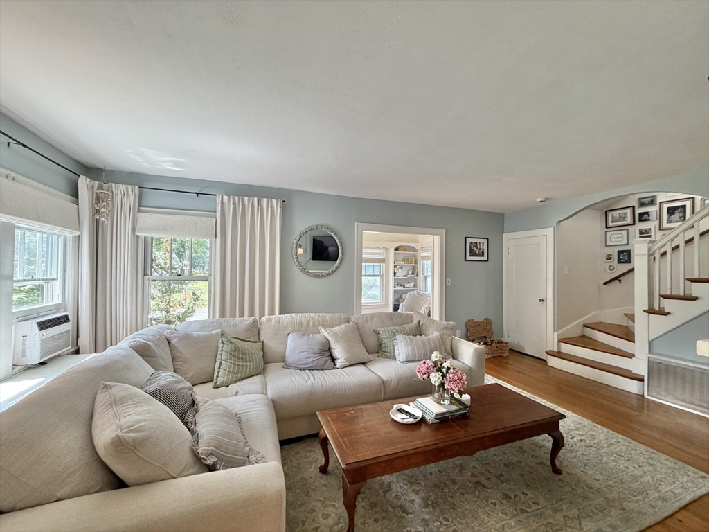 6 Mortimer Street Springfield, MA 01109 - Photo 18 of 42 Gallery Image 18