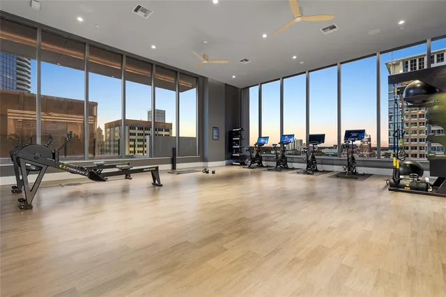 $11,500 | 275 1st Avenue South, Unit 2803, St. Petersburg, FL 33701