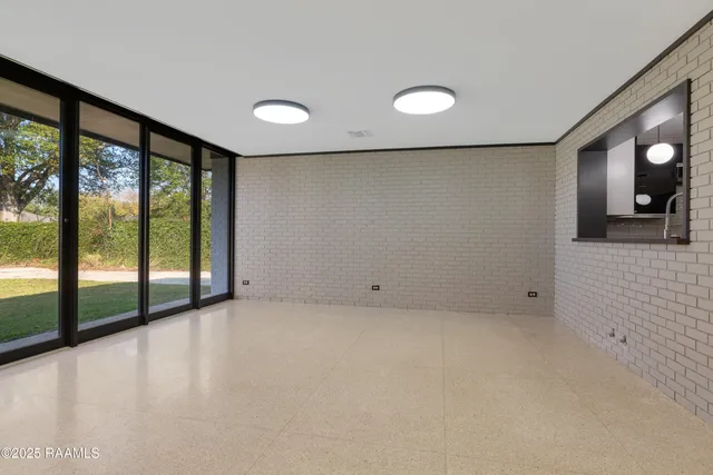 $295,000 | 118 Par Road 607, New Iberia, LA 70563