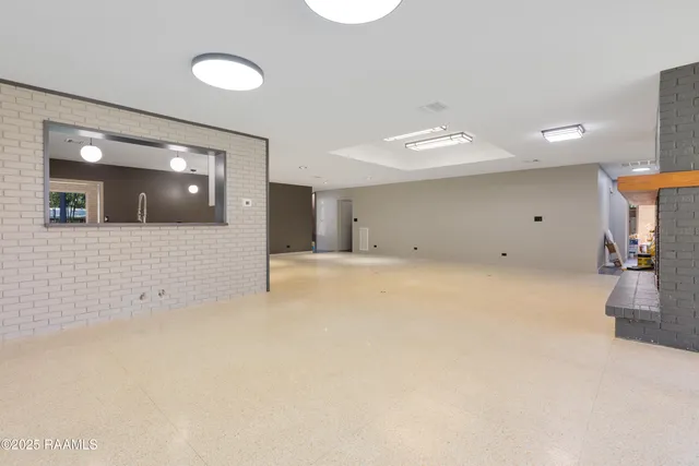 $295,000 | 118 Par Road 607, New Iberia, LA 70563