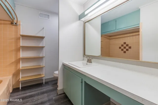 $295,000 | 118 Par Road 607, New Iberia, LA 70563