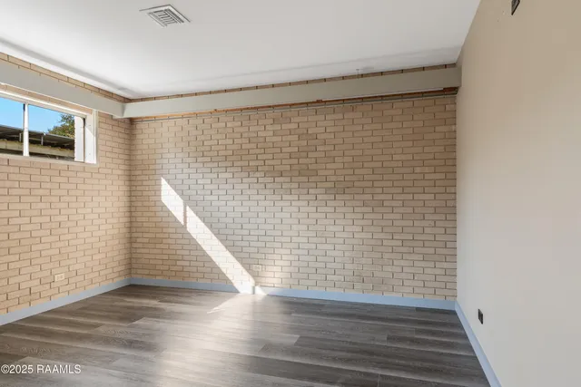 $295,000 | 118 Par Road 607, New Iberia, LA 70563