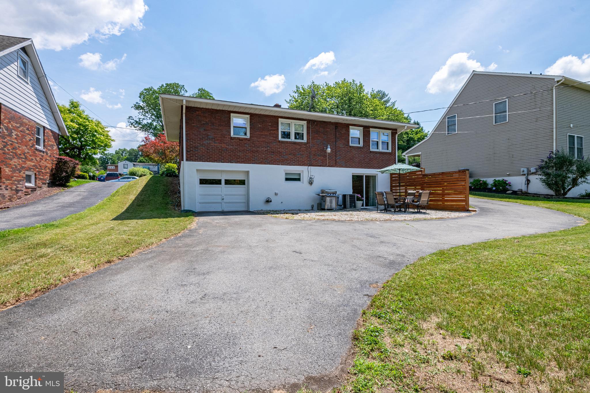 344 Pennwyn Place Reading, PA 19607 - Photo 30 of 33