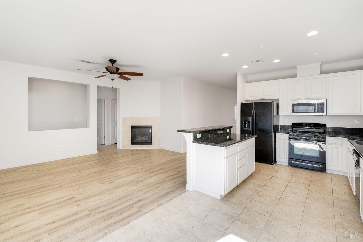 3033 Rancho Bernado Drive Bay Point, CA 94565 - Photo 17 of 48