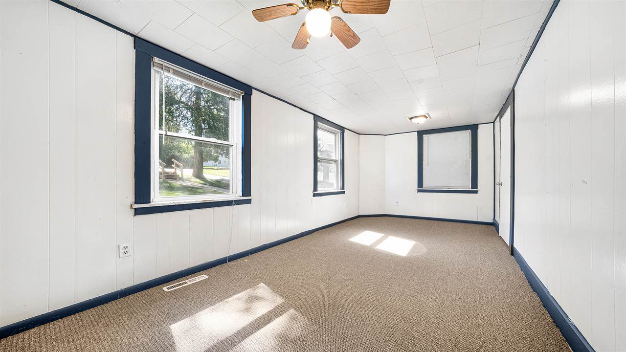 2436 South Ridge Road Oregon, IL 61061 - Photo 11 of 33 a view of an empty room with windows