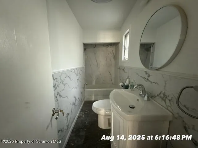 $1,150 | 1008 Fisk Street, Scranton, PA 18509