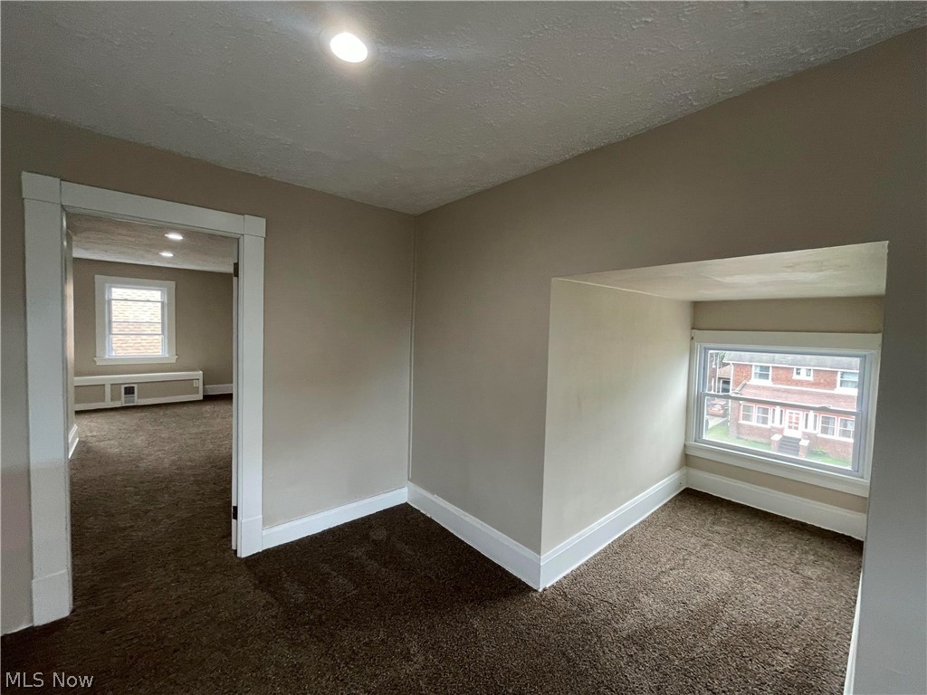 1843 Farmington Road Cleveland, OH 44112 - Photo 36 of 48