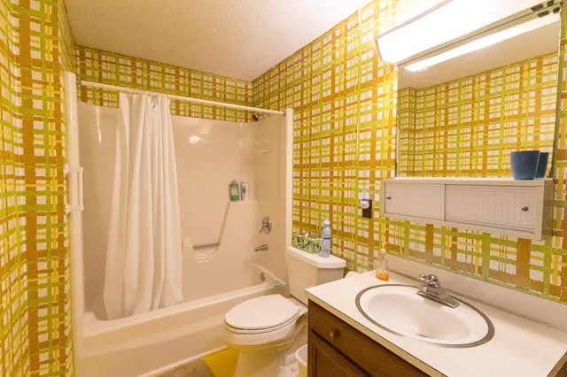 $2,500 | 24 Troon Drive, Grantham, NH 03753