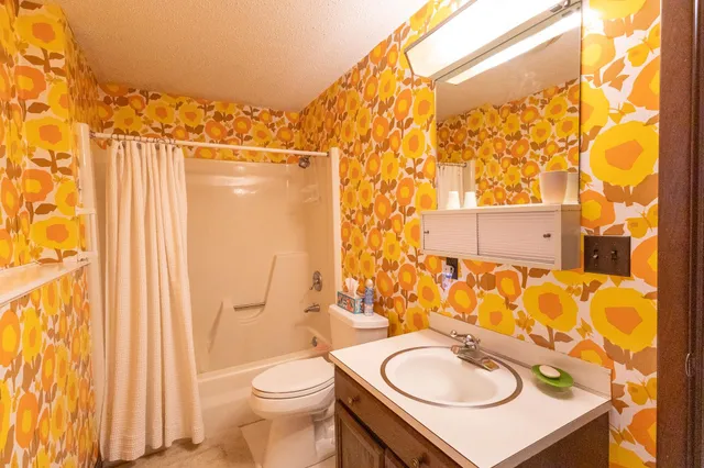 $2,500 | 24 Troon Drive, Grantham, NH 03753