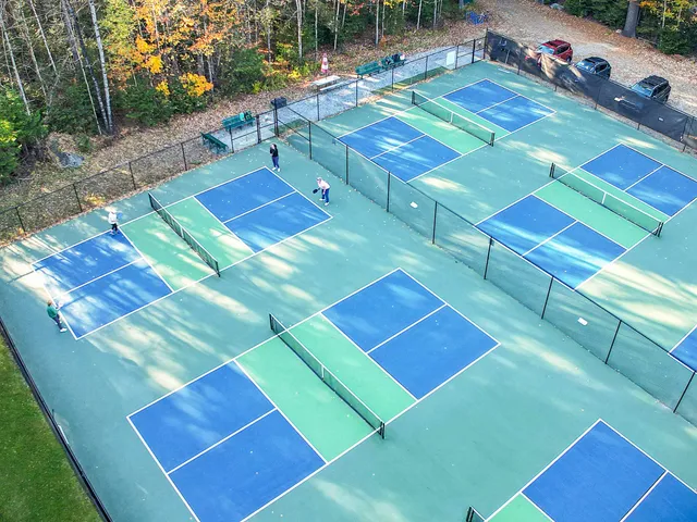 $2,500 | 24 Troon Drive, Grantham, NH 03753