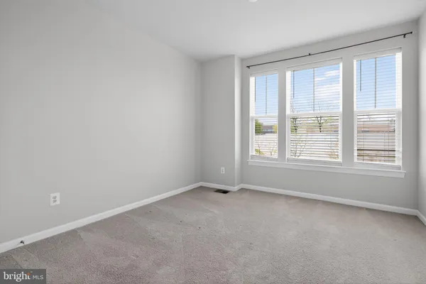 $3,300 | 14937 River Walk Way, Woodbridge, VA 22191