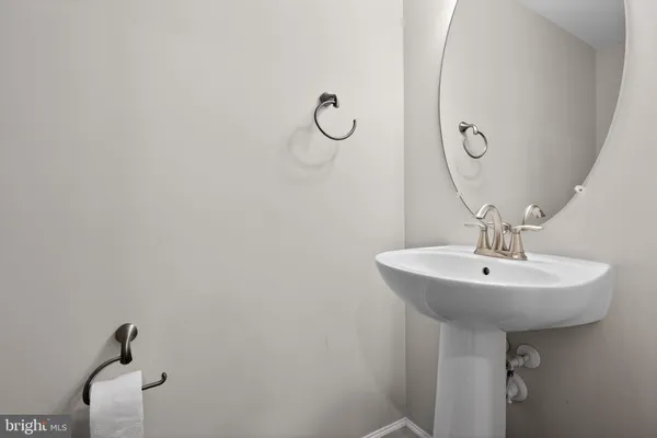 $3,300 | 14937 River Walk Way, Woodbridge, VA 22191